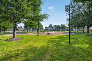 7703 Greenwood Point Dr, Cypress, TX 77433 - Photo 48
