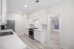 2668 Bering Dr, Houston, TX 77057 - Photo 16