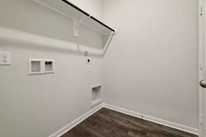 15834 Berry Hill Drive, Conroe, TX 77303 - Photo 8