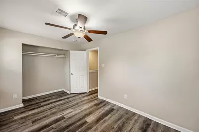 513 Avenue I, Conroe, TX 77301 - Photo 32
