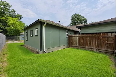 513 Avenue I, Conroe, TX 77301 - Photo 2