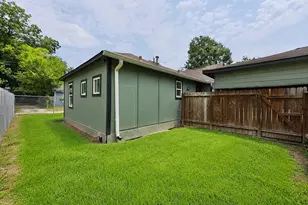 513 Avenue I, Conroe, TX 77301 - Photo 2