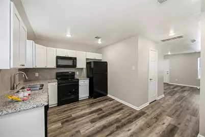 513 Avenue I, Conroe, TX 77301 - Photo 24