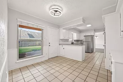 6207 Claridge Drive, Houston, TX 77096 - Photo 12