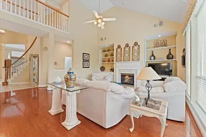 39 Laurelhurst Circle, The Woodlands, TX 77382 - Photo 14