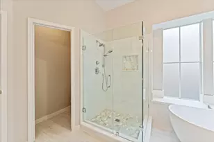 39 Laurelhurst Cir, The Woodlands, TX 77382 - Photo 30