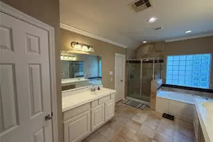 2946 Royal Oaks Crest, Houston, TX 77082 - Photo 36