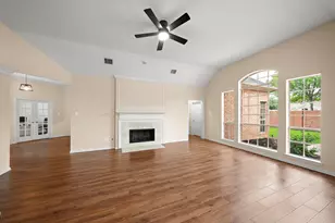 7319 Emerald Glen Dr, Sugar Land, TX 77479 - Photo 6