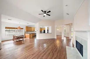 7319 Emerald Glen Dr, Sugar Land, TX 77479 - Photo 8