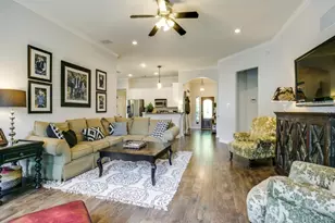 22 Heron Hollow Ct, The Woodlands, TX 77382 - Photo 8