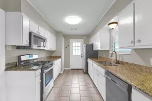 5330 Pagewood Ln, Houston, TX 77056 - Photo 22