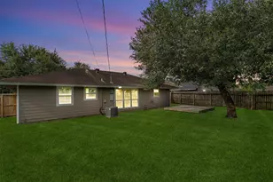 5330 Pagewood Ln, Houston, TX 77056 - Photo 42