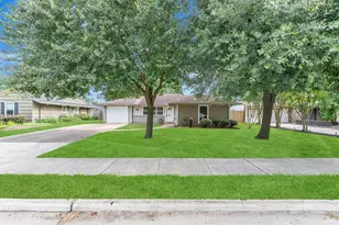 5330 Pagewood Ln, Houston, TX 77056 - Photo 4