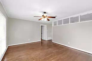 5330 Pagewood Ln, Houston, TX 77056 - Photo 14