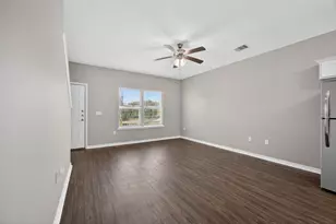 4507 P, Galveston, TX 77551 - Photo 4