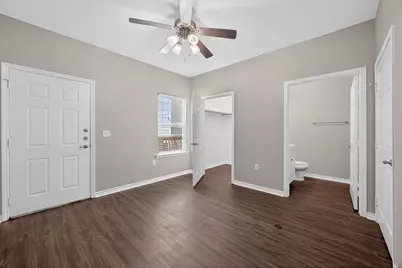 4507 P, Galveston, TX 77551 - Photo 12