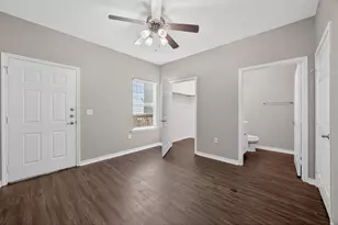 4507 P, Galveston, TX 77551 - Photo 12