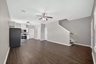 4507 P, Galveston, TX 77551 - Photo 6