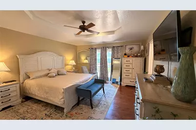 7055 Shanahan Drive, Beaumont, TX 77706 - Photo 20