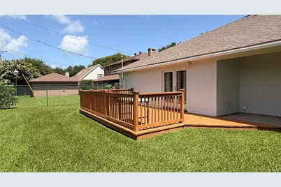 7055 Shanahan Drive, Beaumont, TX 77706 - Photo 36
