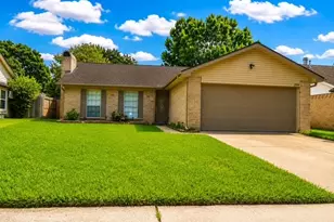 2511 Maple Tree Ct, Stafford, TX 77477 - Photo 2