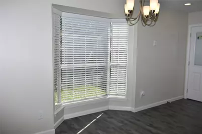 2511 Maple Tree Court, Stafford, TX 77477 - Photo 8