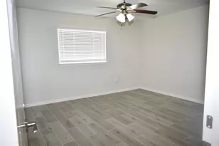 2511 Maple Tree Ct, Stafford, TX 77477 - Photo 12