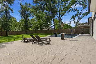 1432 Bingle Rd, Houston, TX 77055 - Photo 40
