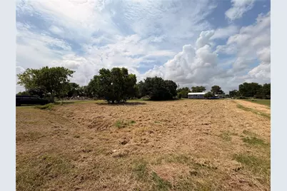 1674 Newson Blvd, Palacios, TX 77465 - Photo 2