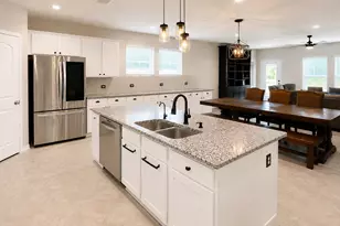 12001 New River Ct, Conroe, TX 77384 - Photo 2