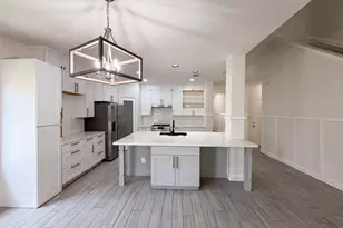 19438 Otter Trail Ct, Katy, TX 77449 - Photo 2