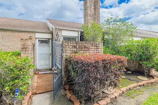 9116 Wilcrest Dr, Houston, TX 77099 - Photo 1
