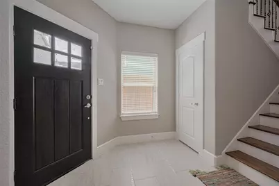 2604 Bevis Street #E, Houston, TX 77008 - Photo 8