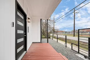 2518 Cochran St, Houston, TX 77009 - Photo 10