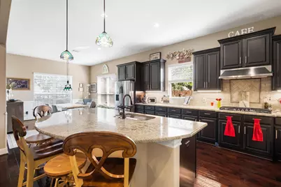 7588 Tyler Run Boulevard, Conroe, TX 77304 - Photo 8