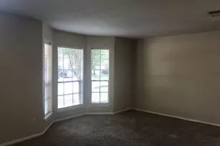 2110 Highland Bay Ct, Katy, TX 77450 - Photo 4