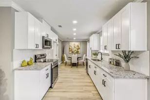 8333 Lanham Ln, Houston, TX 77075 - Photo 4