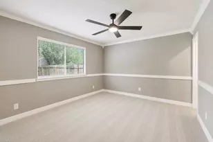 8333 Lanham Ln, Houston, TX 77075 - Photo 24