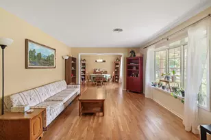 2405 Burton Dr, Bryan, TX 77802 - Photo 2