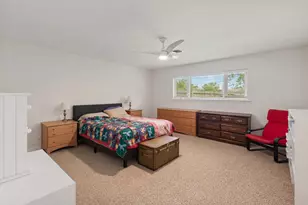 2405 Burton Dr, Bryan, TX 77802 - Photo 10