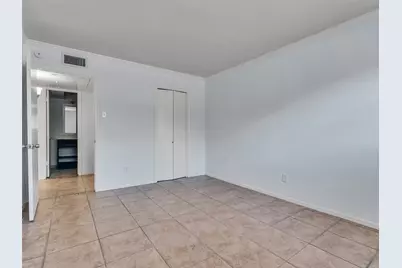 5230 Arboles Drive #4, Houston, TX 77035 - Photo 20