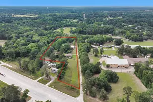 15635 Hwy 105 E, Conroe, TX 77306 - Photo 1