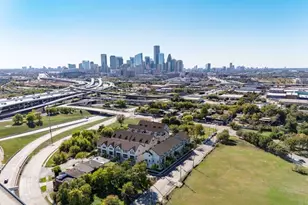 2747 Providence St, Houston, TX 77020 - Photo 8