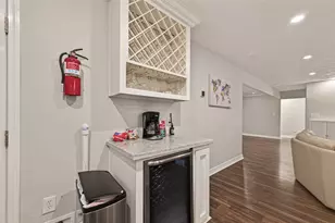 11102 Hillcroft Ave, Houston, TX 77096 - Photo 14