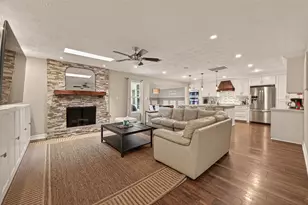 11102 Hillcroft Ave, Houston, TX 77096 - Photo 8