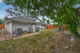 11102 Hillcroft Ave, Houston, TX 77096 - Photo 46