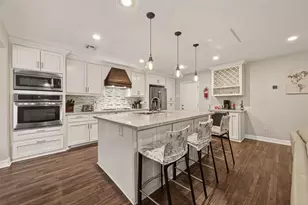 11102 Hillcroft Ave, Houston, TX 77096 - Photo 18