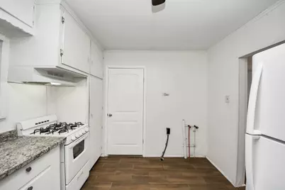 1213 28th Street, Galveston, TX 77550 - Photo 20