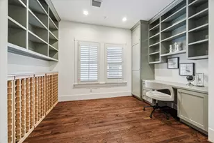 1506 Indiana St, Houston, TX 77006 - Photo 22