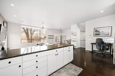 939 Colorado Street #17, Houston, TX 77007 - Photo 10
